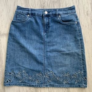 Cotton spandex jeans skirt above the knee length Westport brand size 2